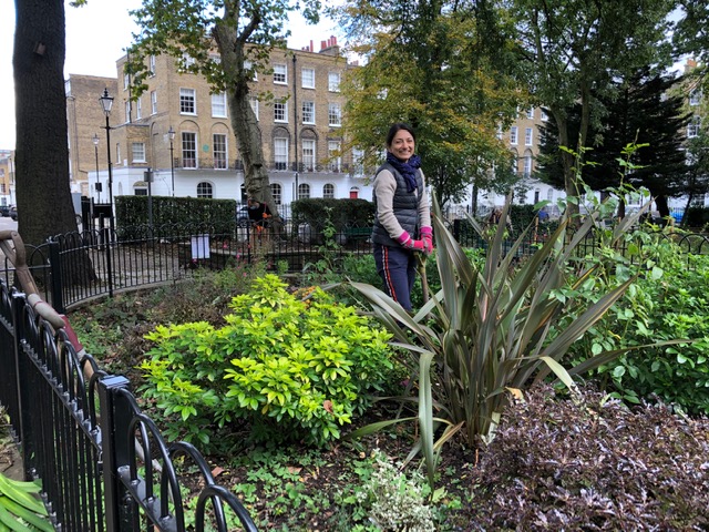 Maintaining the centre bed on on of our gardening days.